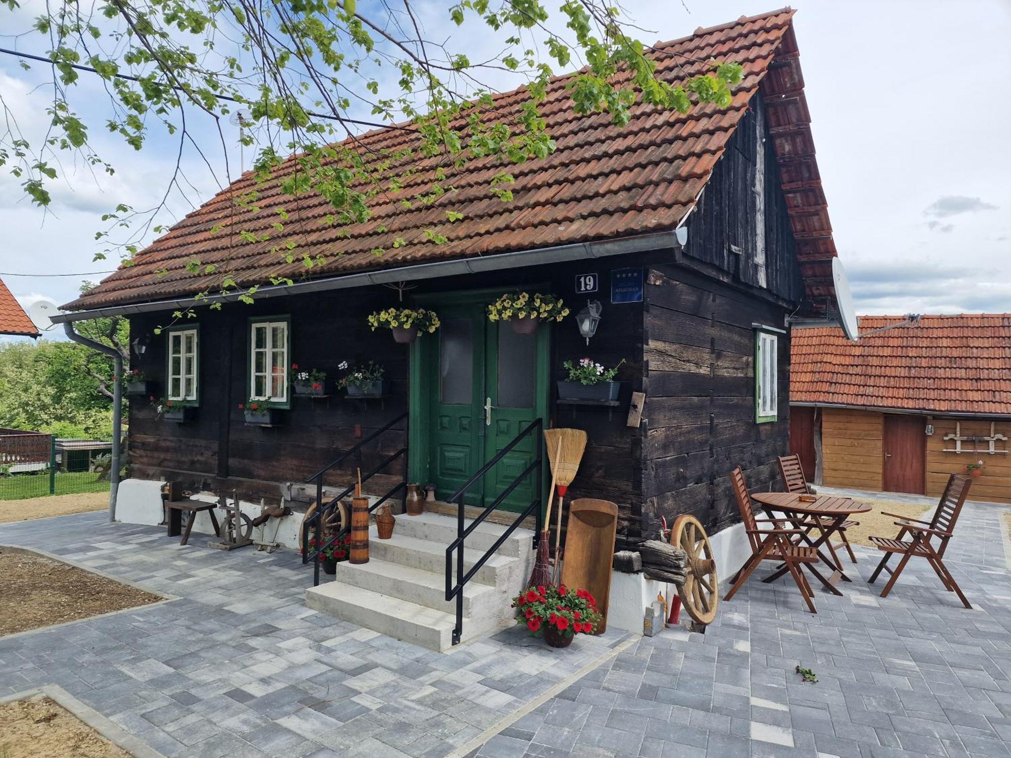 Holiday Home Hizica V Plavem Trnacu Gornja Stubica Dış mekan fotoğraf